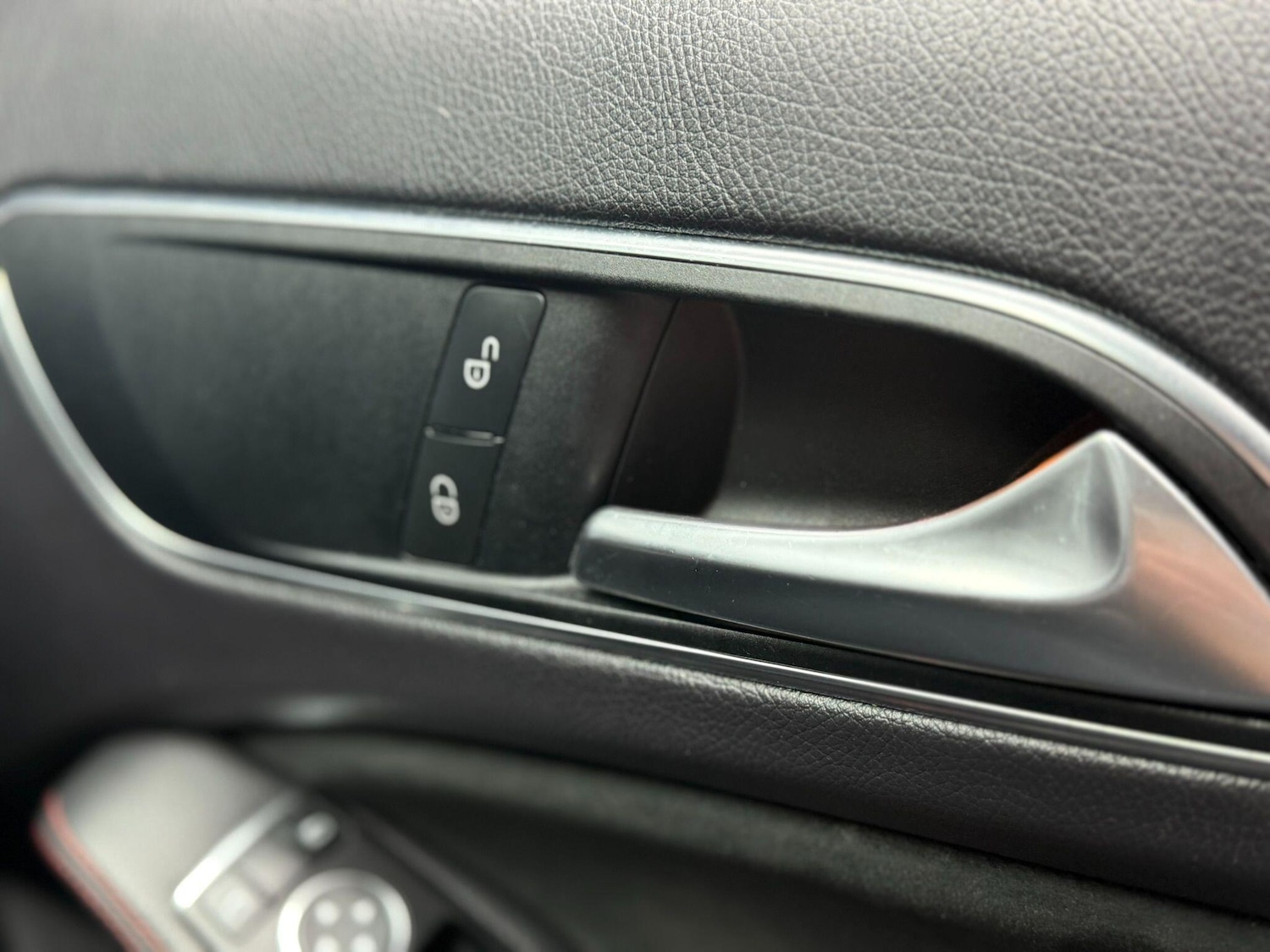 Used Mercedes-Benz A-Class 2013 for sale - 76989928: Photo 27