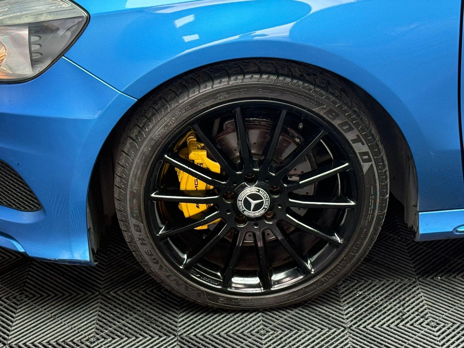 Used Mercedes-Benz A-Class 2013 for sale - 76989928: Photo 39