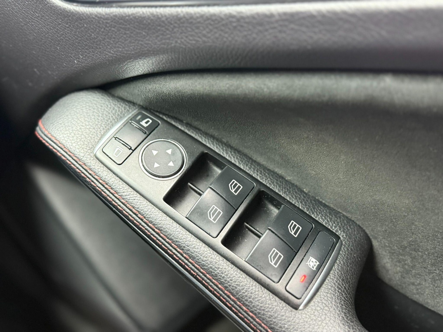 Used Mercedes-Benz A-Class 2013 for sale - 76989928: Photo 60