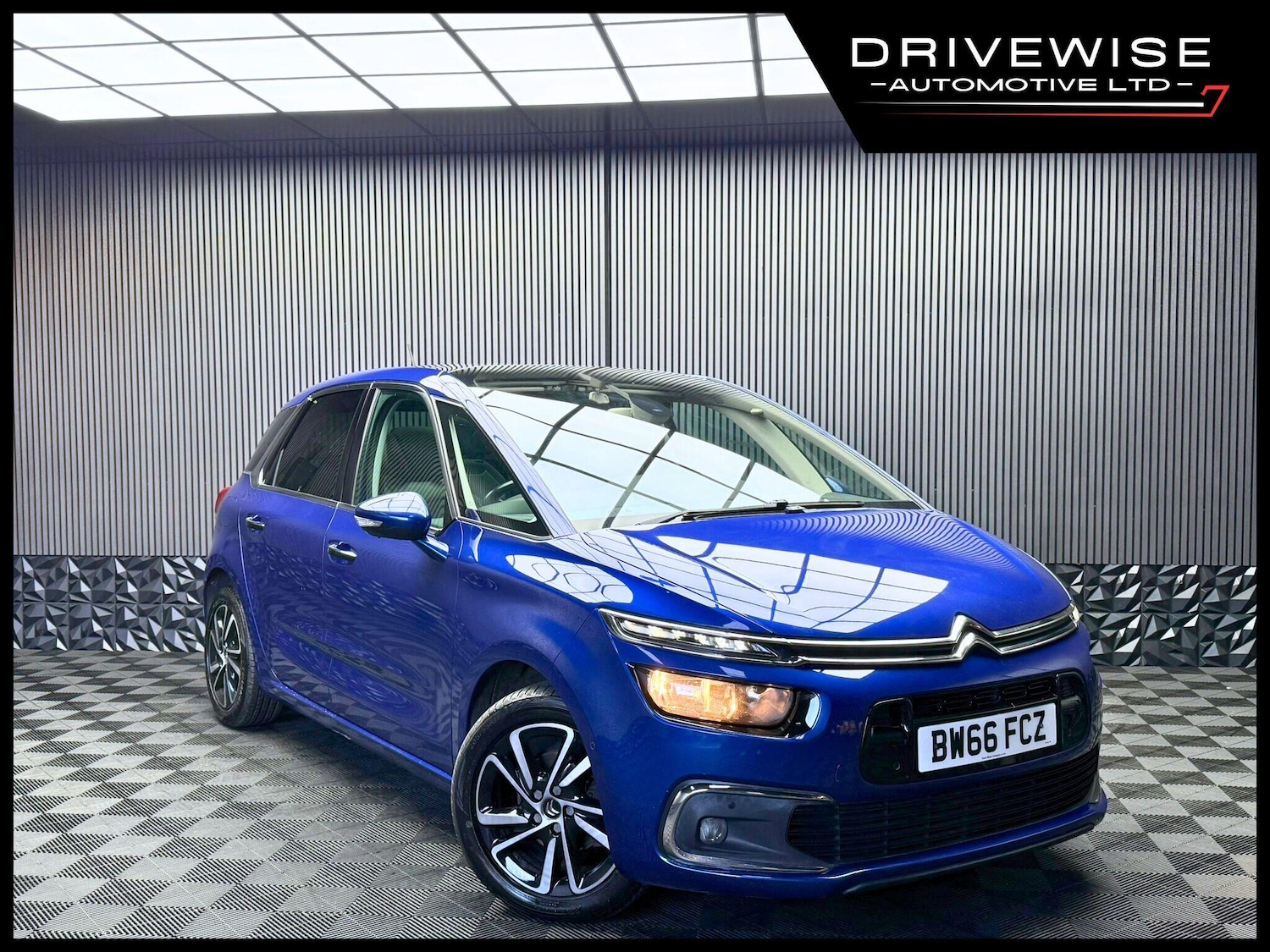 Used Citroen C4 Picasso 2017 for sale - 77376816: Photo 1
