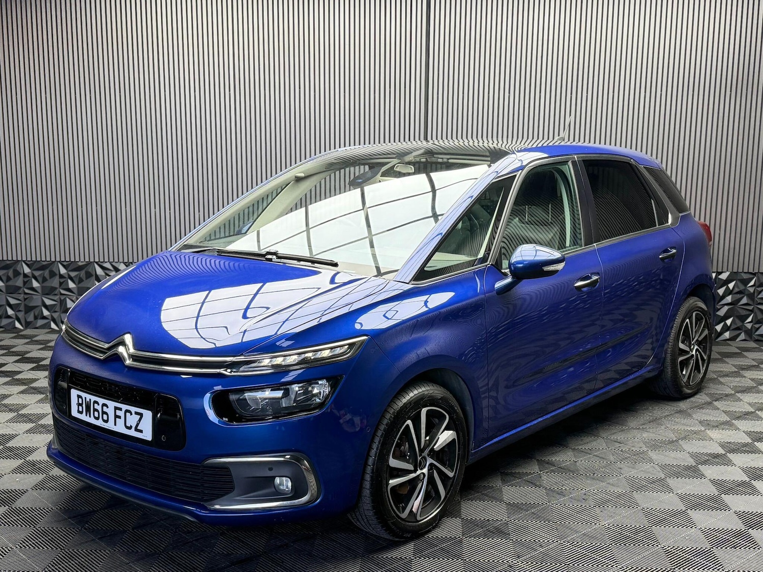 Used Citroen C4 Picasso 2017 for sale - 77376816: Photo 10