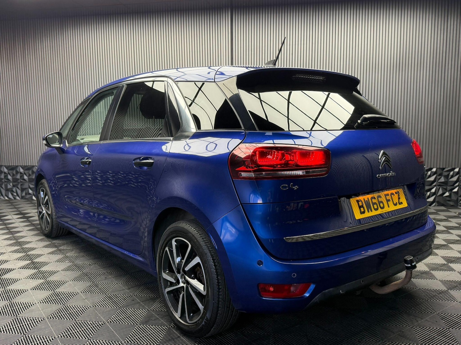 Used Citroen C4 Picasso 2017 for sale - 77376816: Photo 11