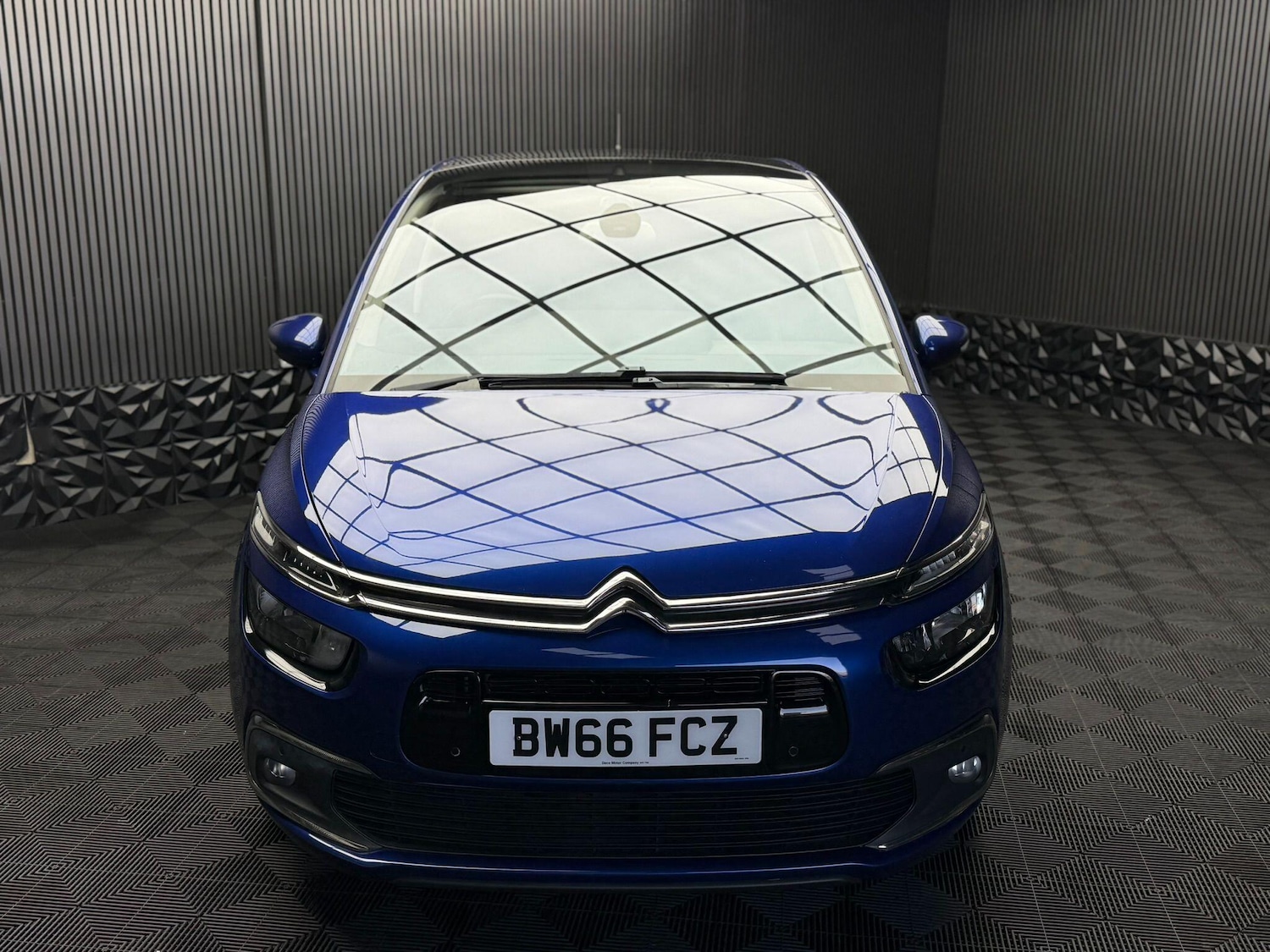 Used Citroen C4 Picasso 2017 for sale - 77376816: Photo 3