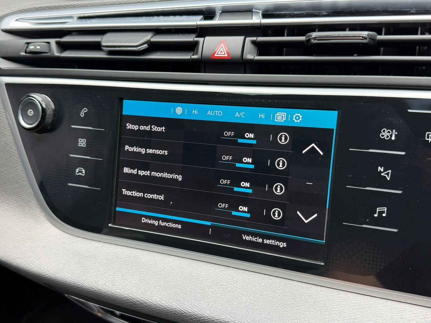 Used Citroen C4 Picasso 2017 for sale - 77376816: Photo 39