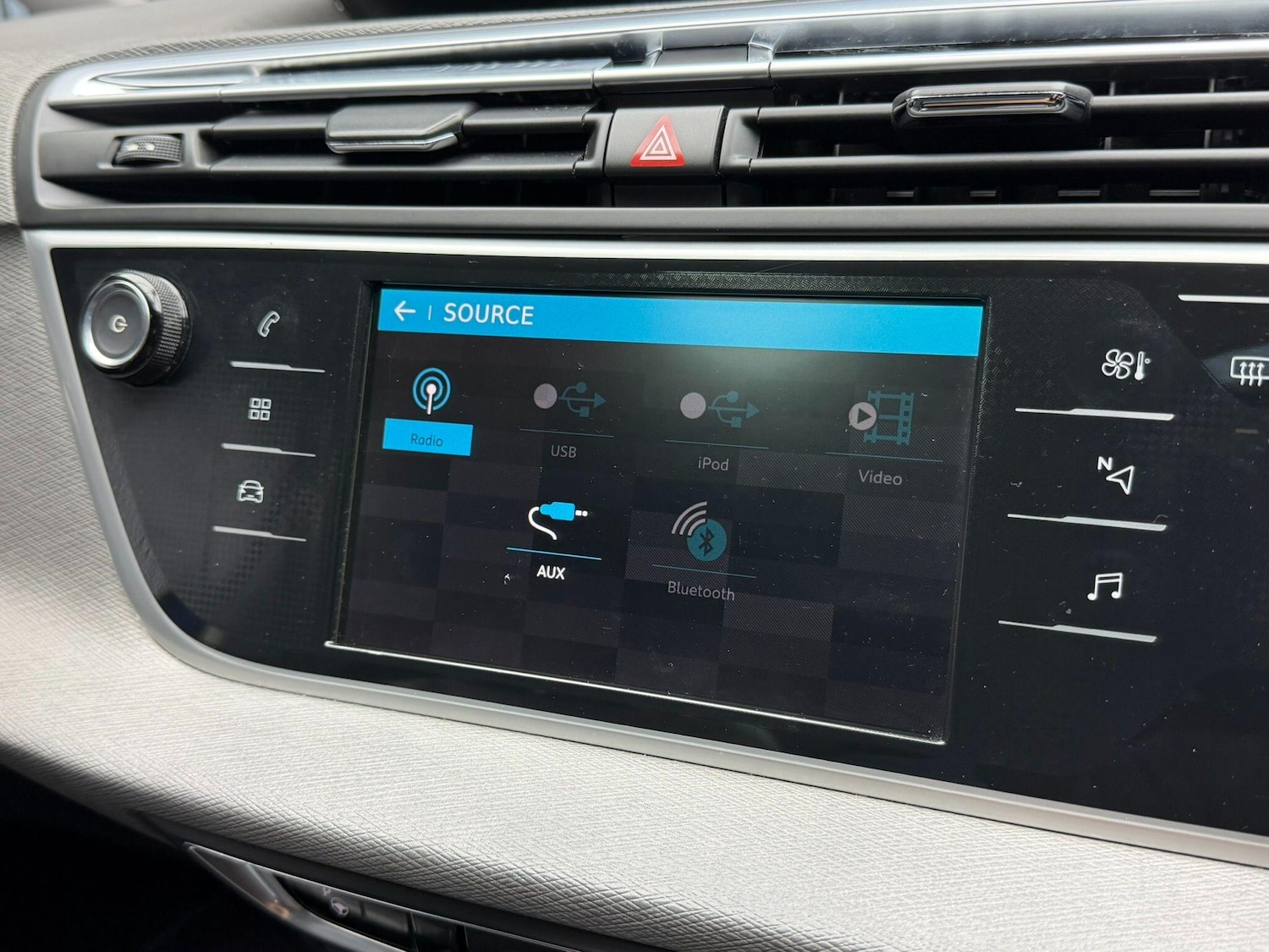 Used Citroen C4 Picasso 2017 for sale - 77376816: Photo 44