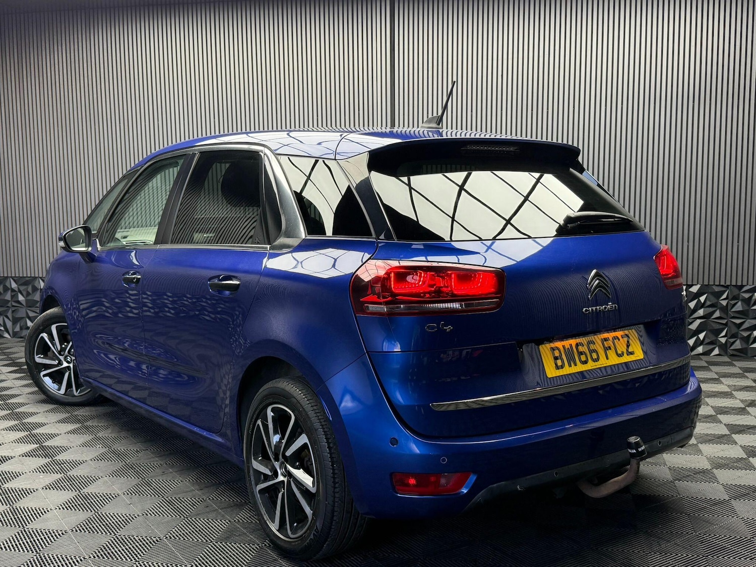 Used Citroen C4 Picasso 2017 for sale - 77376816: Photo 5