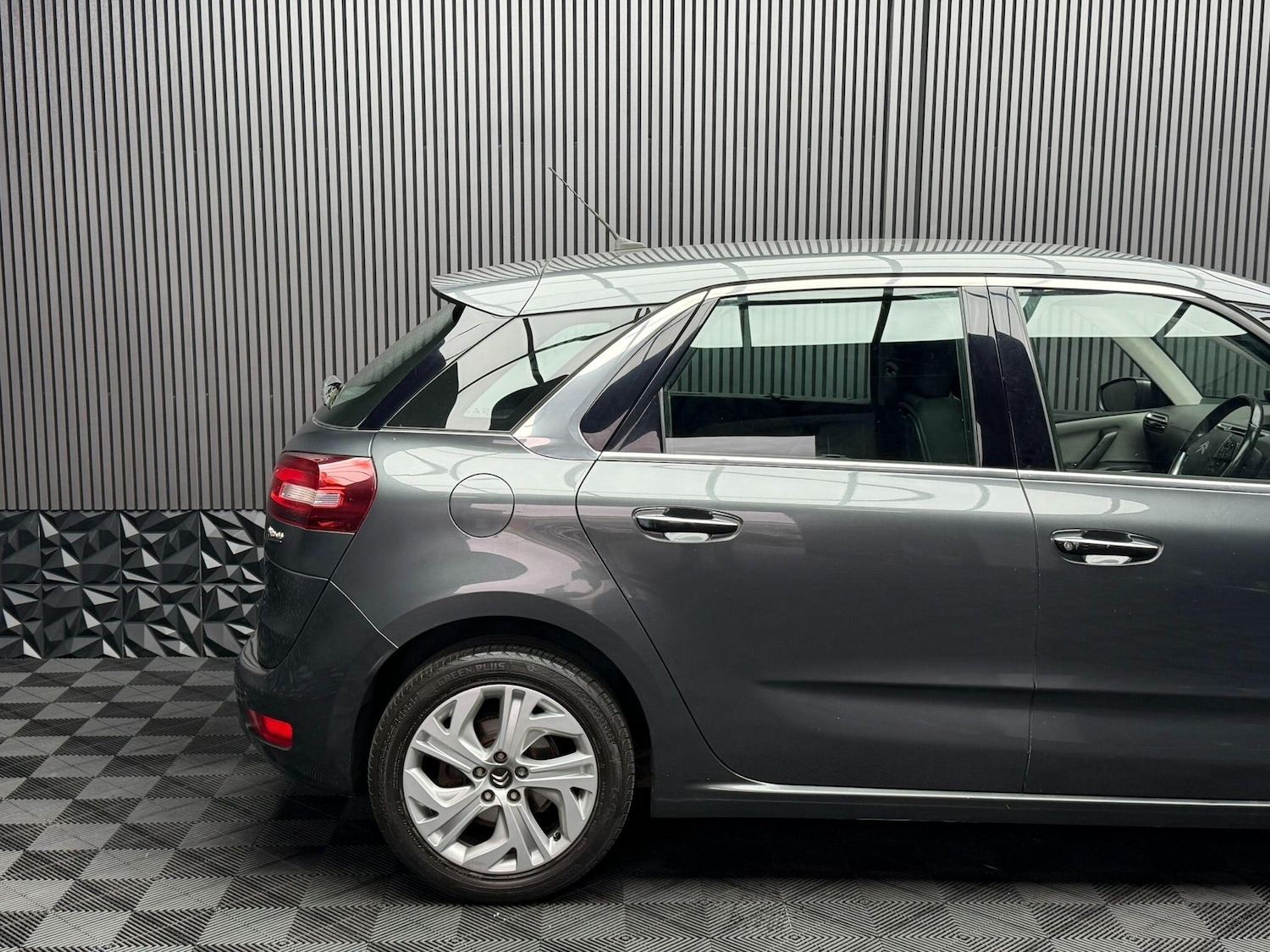 Used Citroen C4 Picasso 2013 for sale - 77015264: Photo 46