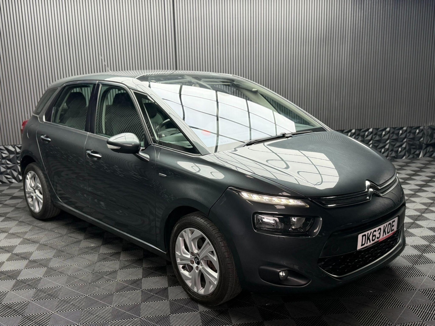 Used Citroen C4 Picasso 2013 for sale - 77015264: Photo 6