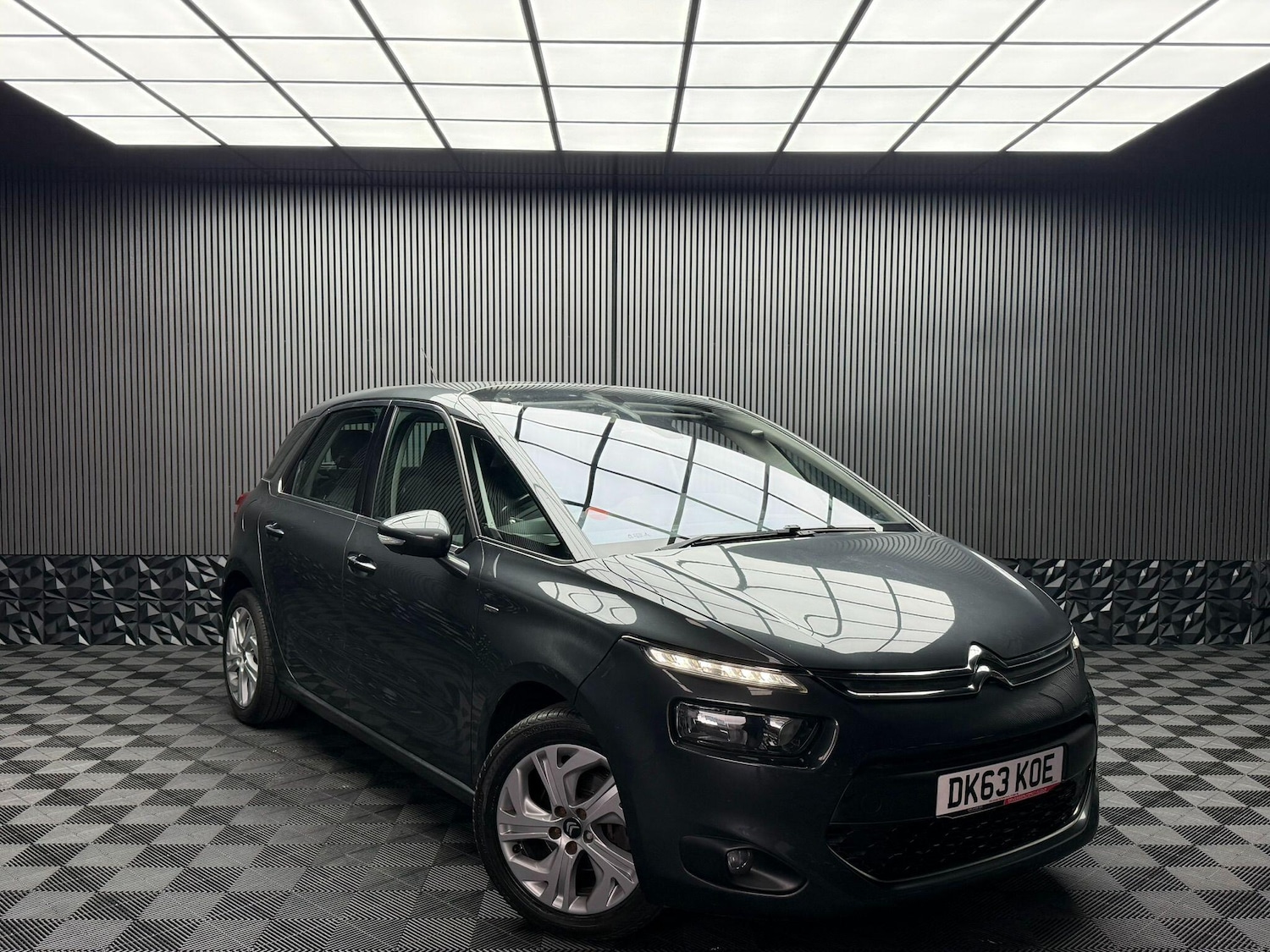Used Citroen C4 Picasso 2013 for sale - 77015264: Photo 7