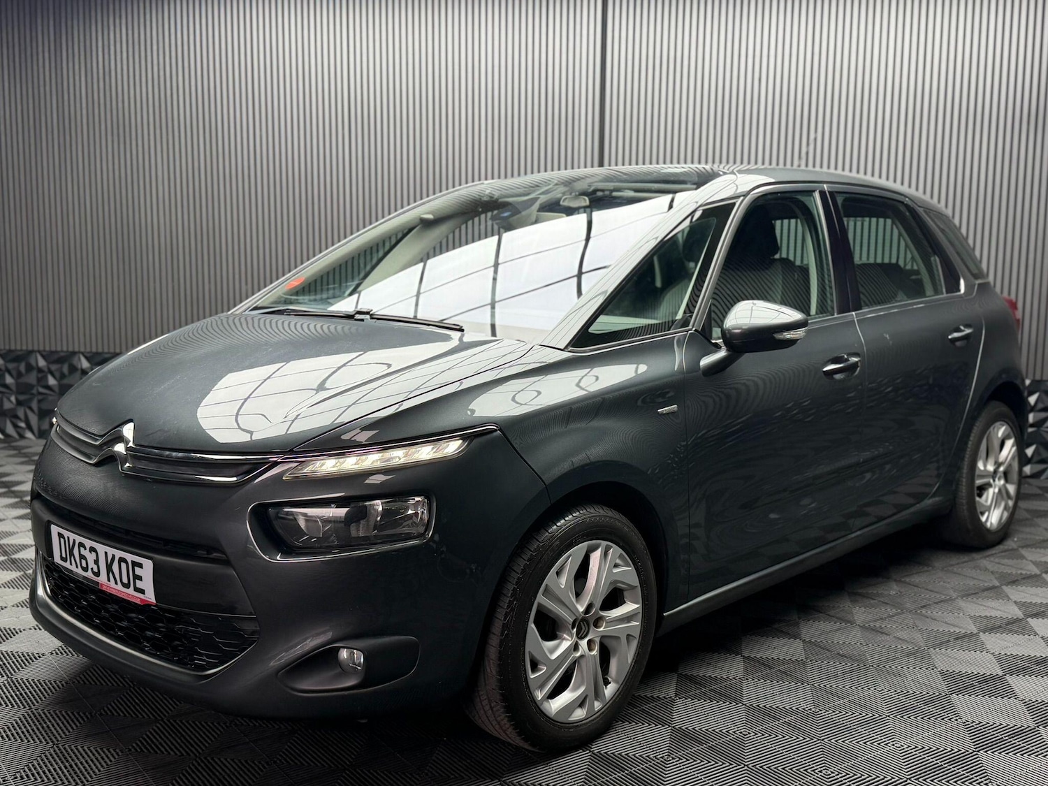 Used Citroen C4 Picasso 2013 for sale - 77015264: Photo 9