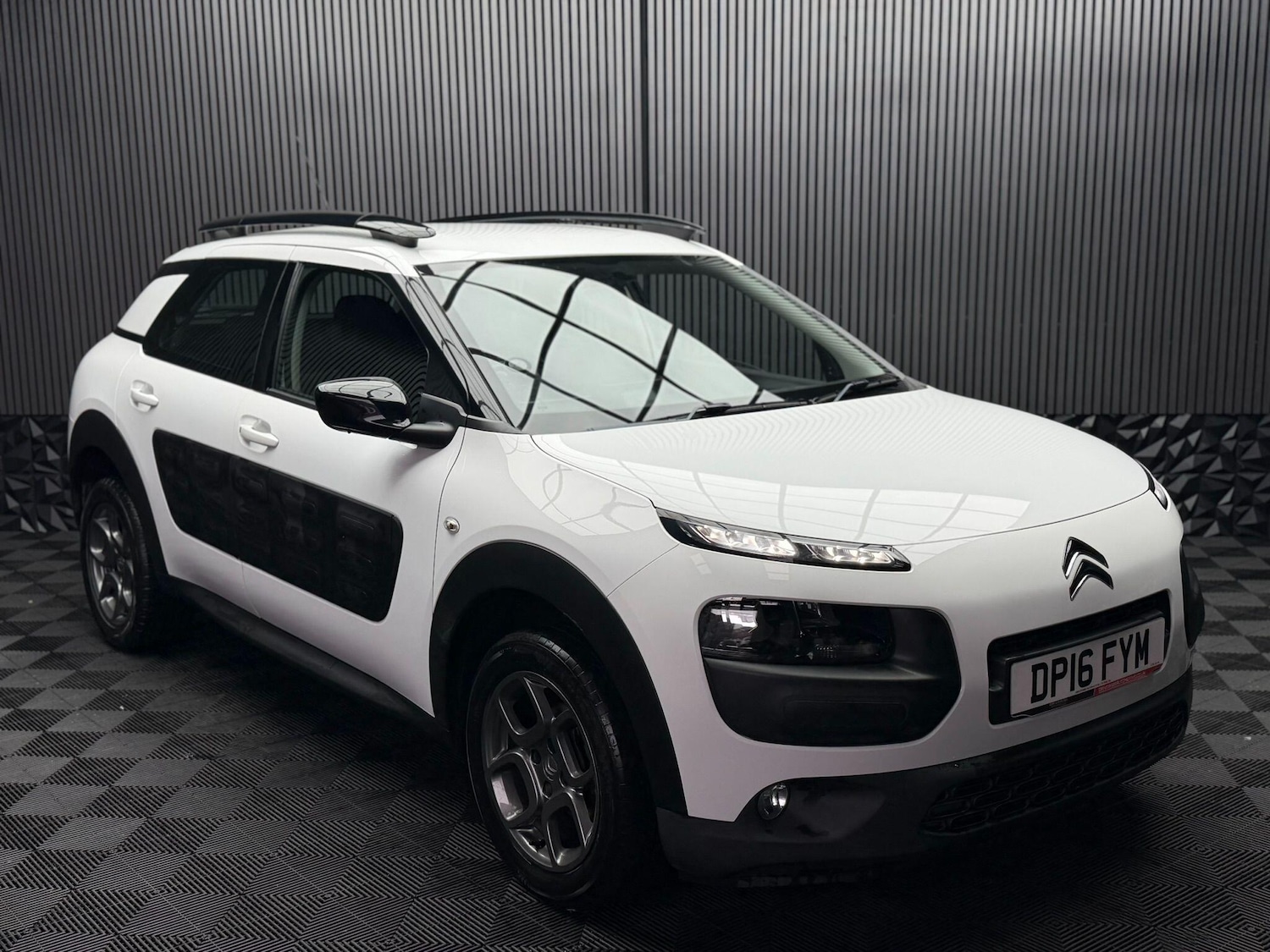 Used Citroen C4 Cactus 2016 for sale - 77909019: Photo 11