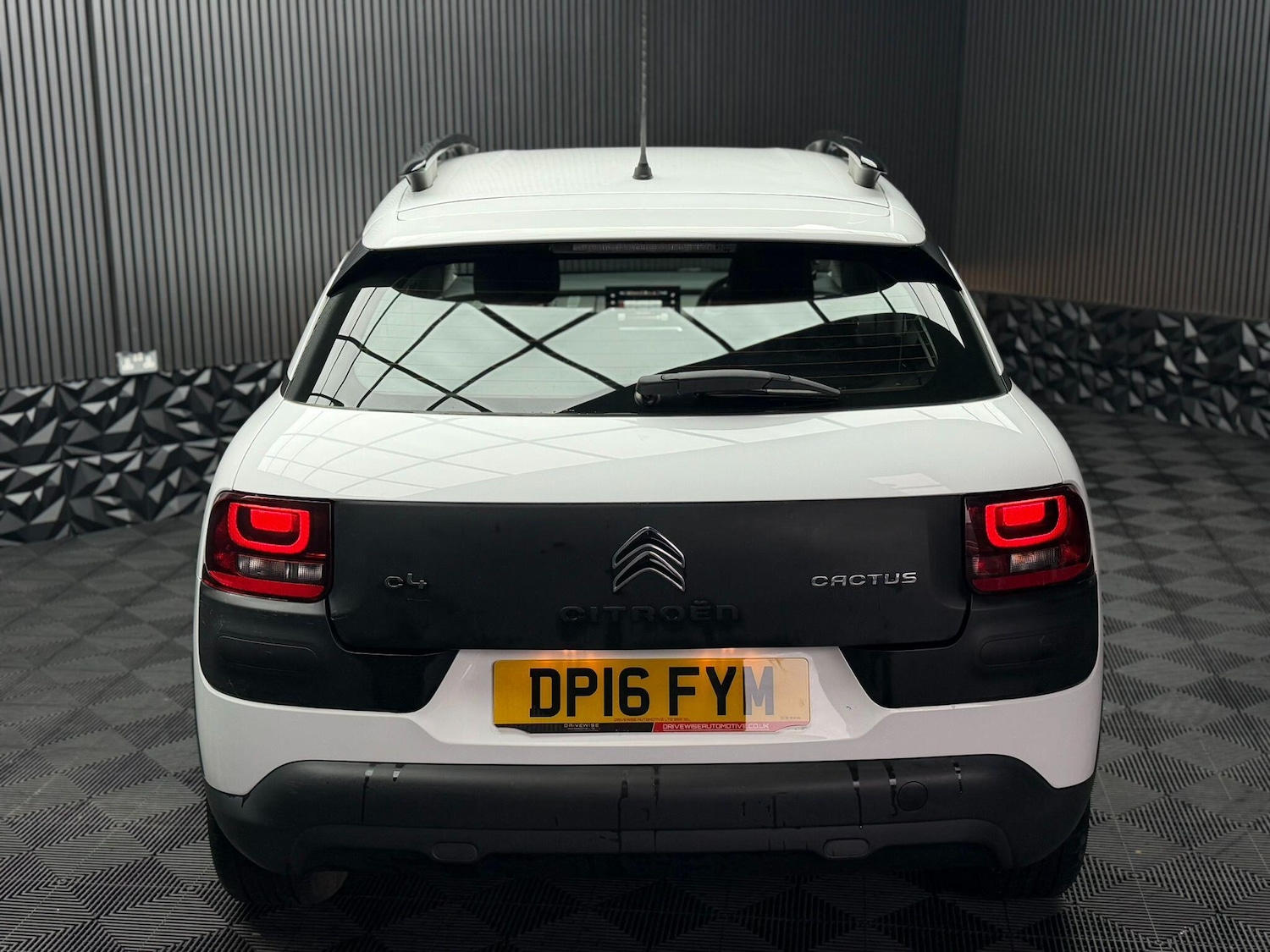Used Citroen C4 Cactus 2016 for sale - 77909019: Photo 16
