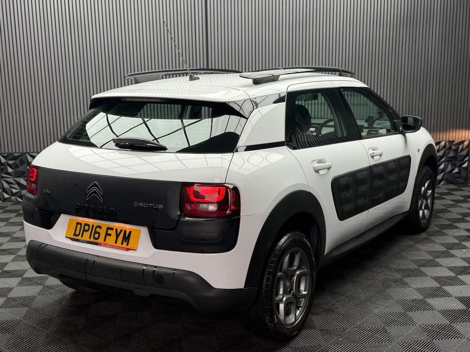 Used Citroen C4 Cactus 2016 for sale - 77909019: Photo 20