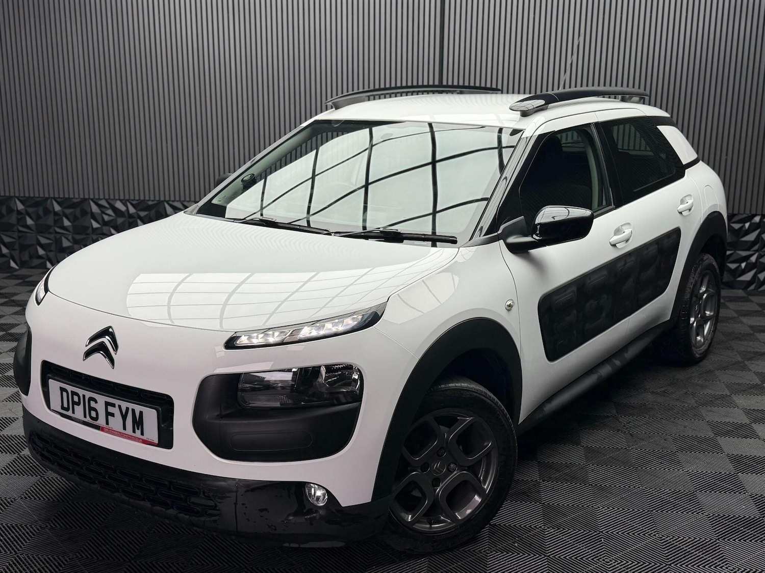Used Citroen C4 Cactus 2016 for sale - 77909019: Photo 4