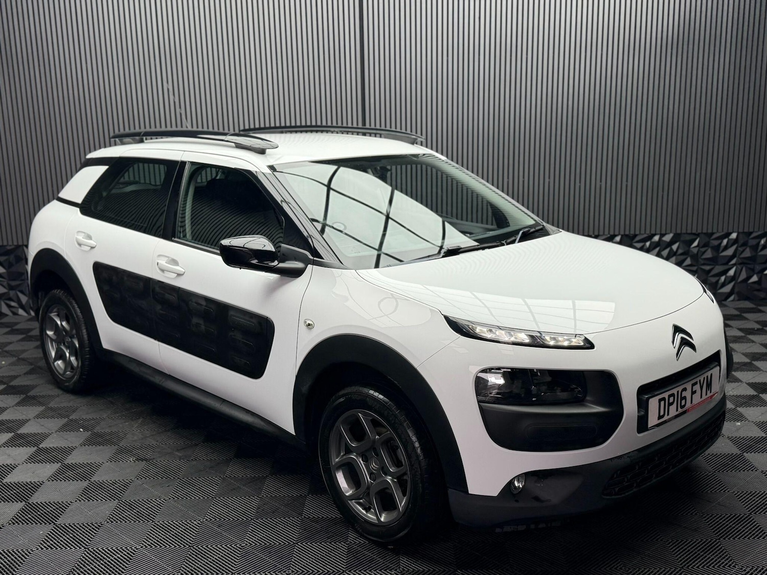Used Citroen C4 Cactus 2016 for sale - 77909019: Photo 9