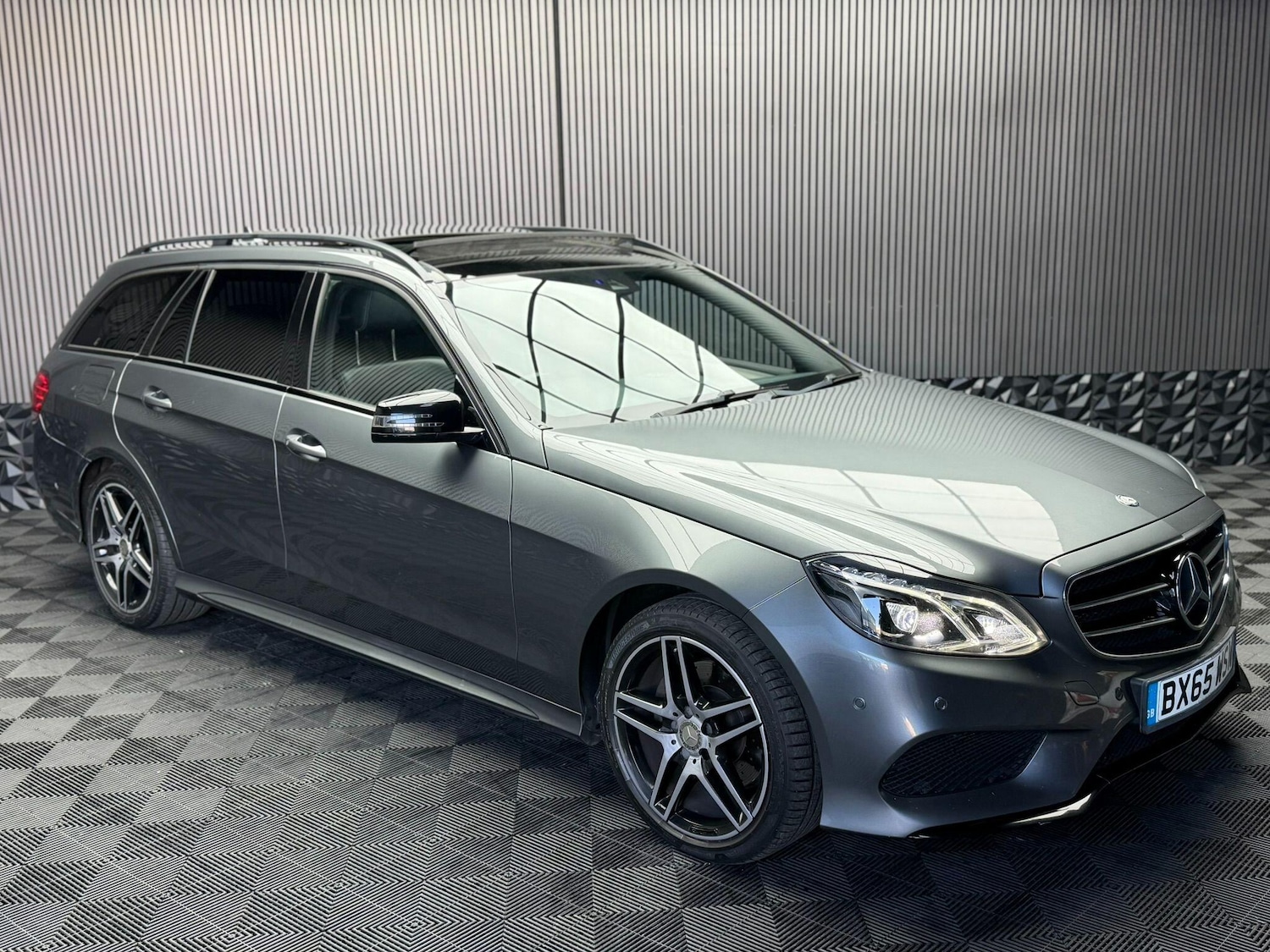 Used Mercedes-Benz E Class for sale - 77768171: Photo 10