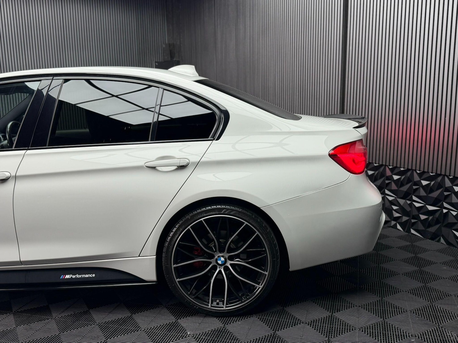 Used BMW 3 Series for sale - 78136206: Photo 38