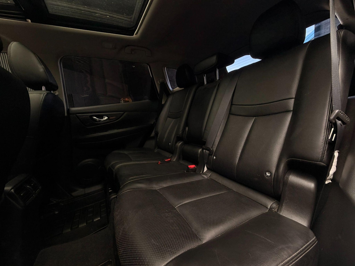 Used Nissan X-Trail for sale - 77768121: Photo 21