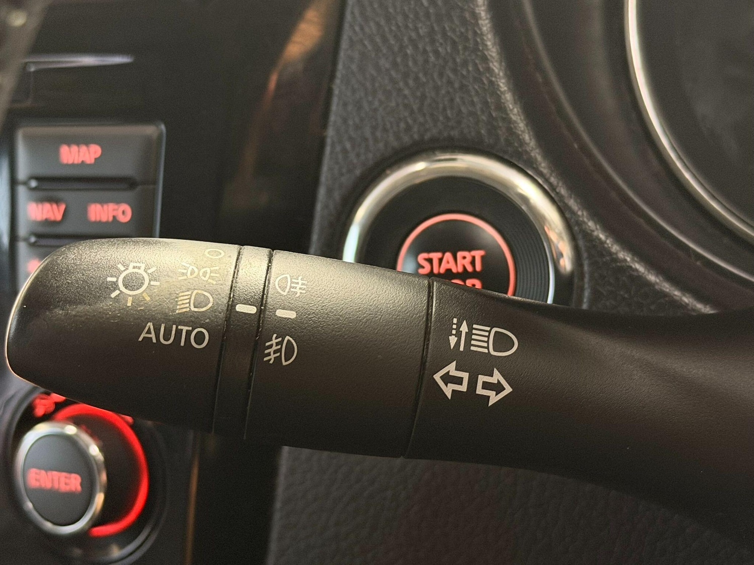 Used Nissan X-Trail for sale - 77768121: Photo 36