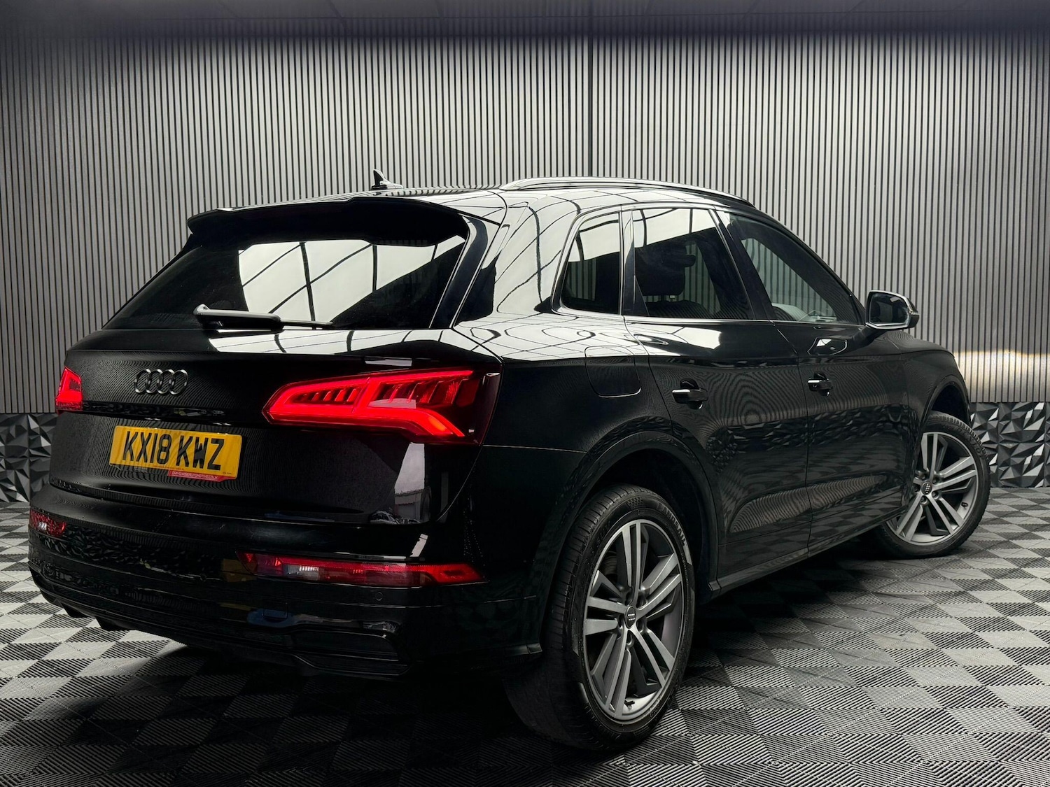 Used Audi Q5 2018 for sale - 76633431: Photo 19