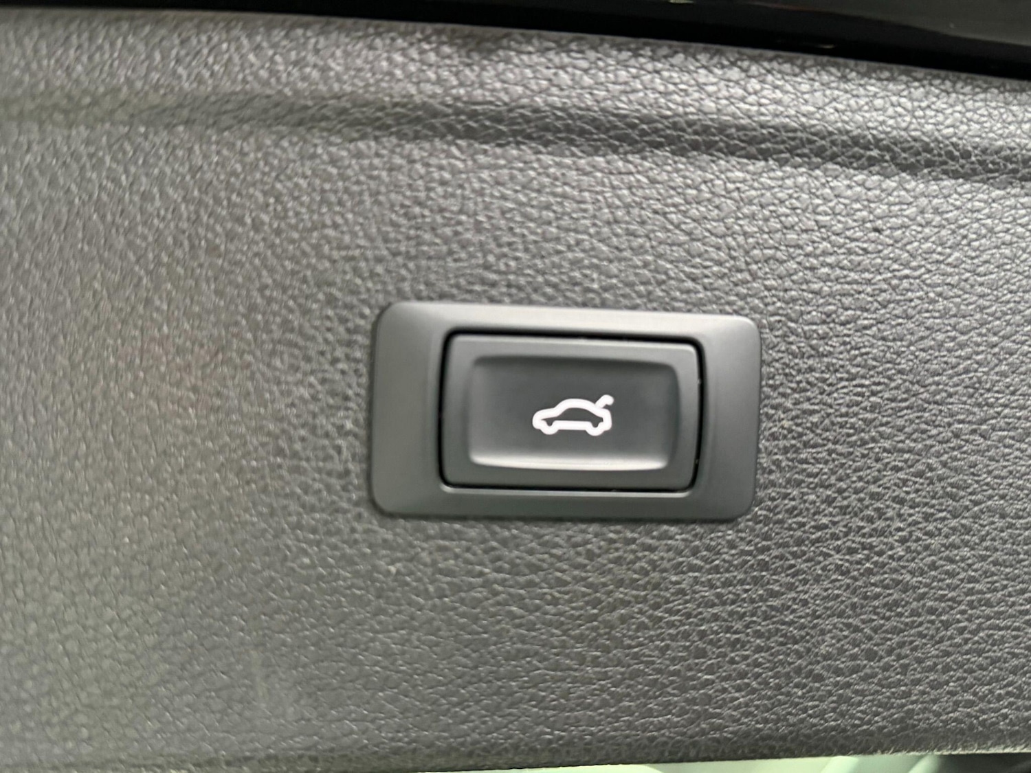 Used Audi Q5 2018 for sale - 76633431: Photo 26