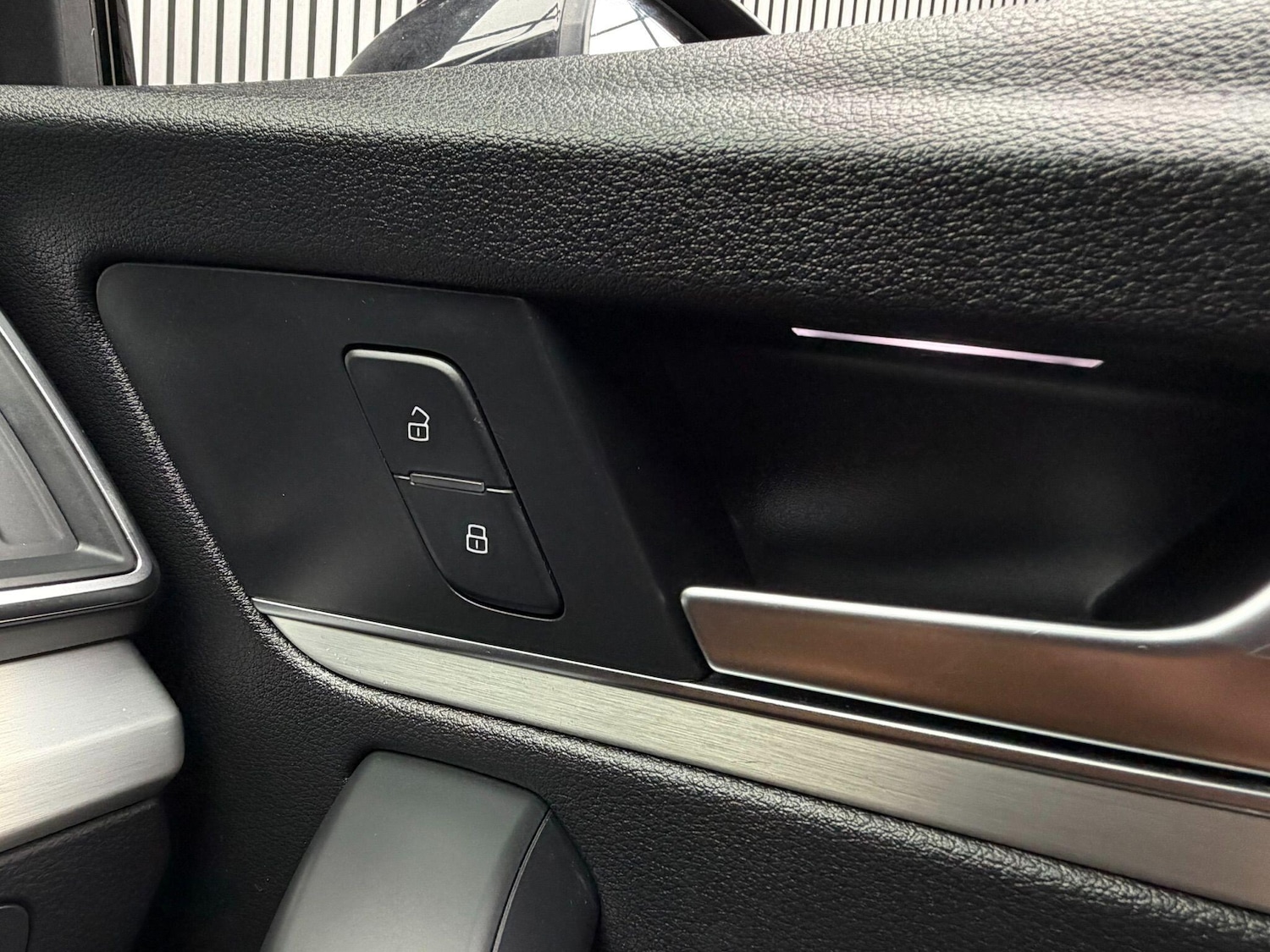 Used Audi Q5 2018 for sale - 76633431: Photo 30