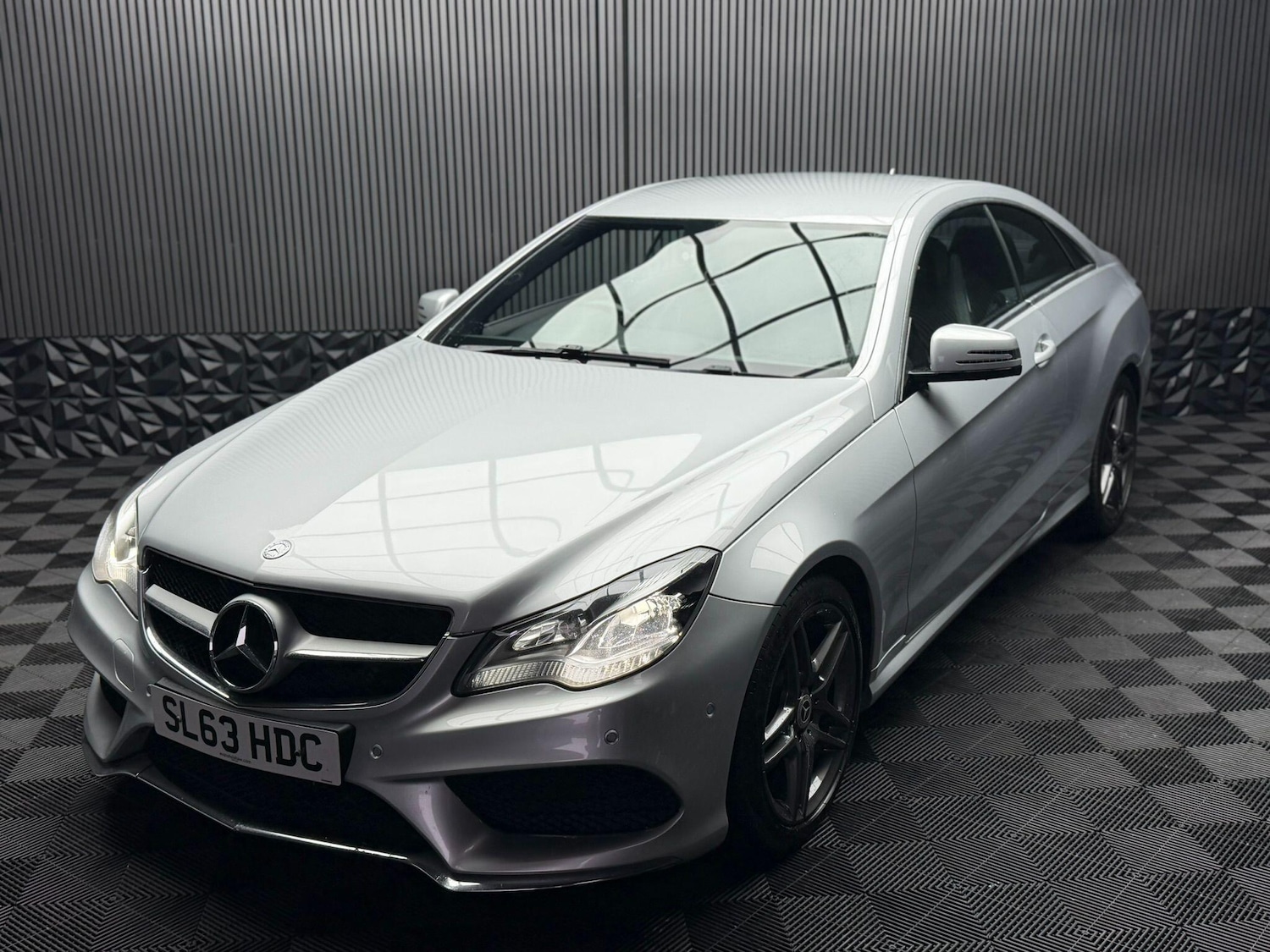 Used Mercedes-Benz E Class 2013 for sale - 77559992: Photo 11