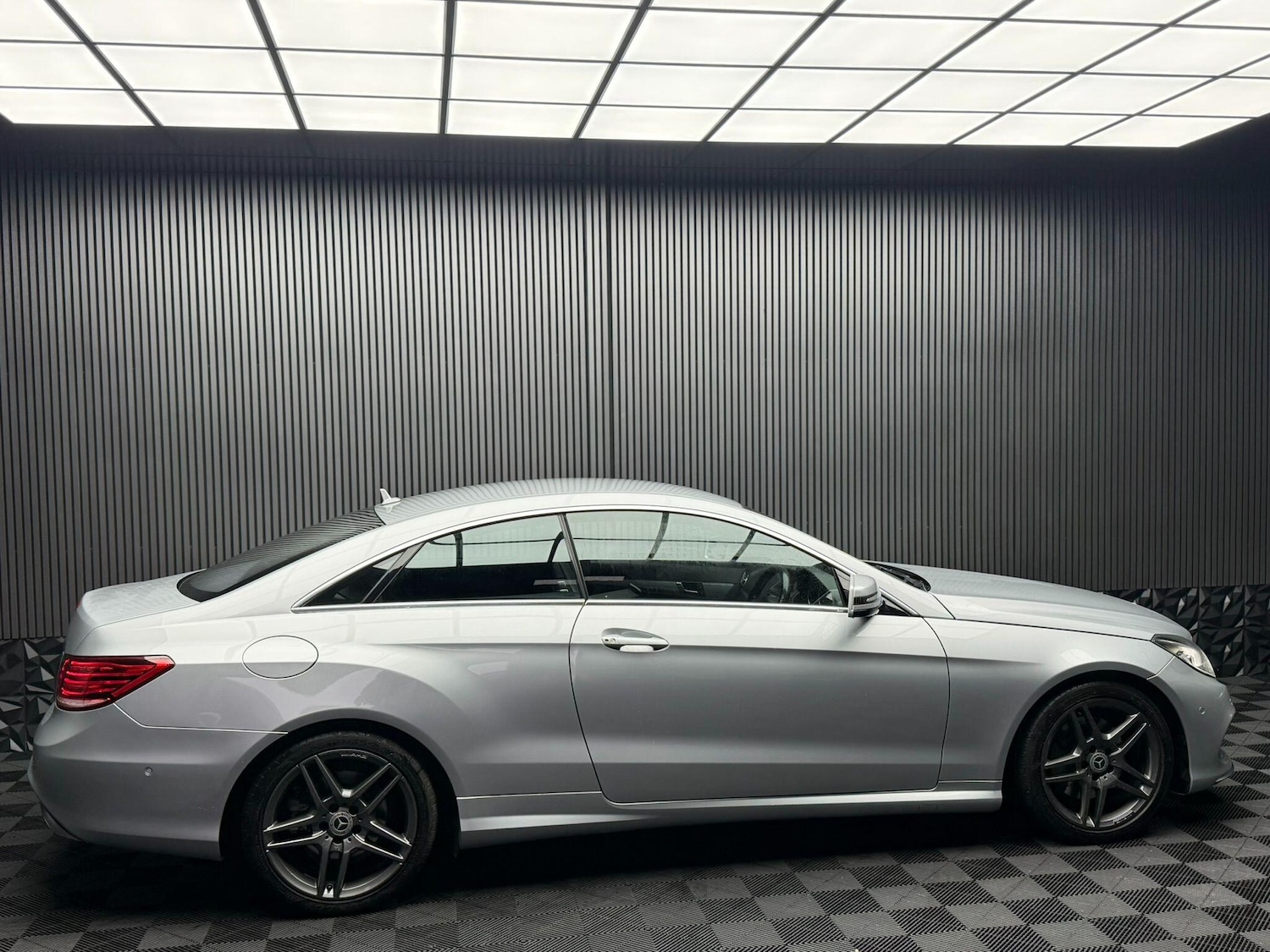 Used Mercedes-Benz E Class 2013 for sale - 77559992: Photo 15