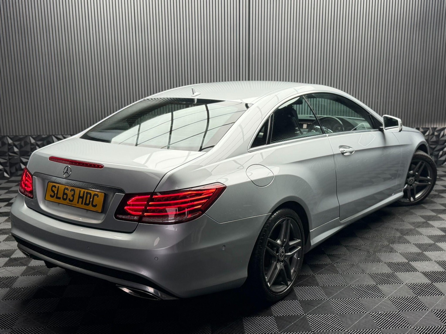 Used Mercedes-Benz E Class 2013 for sale - 77559992: Photo 20