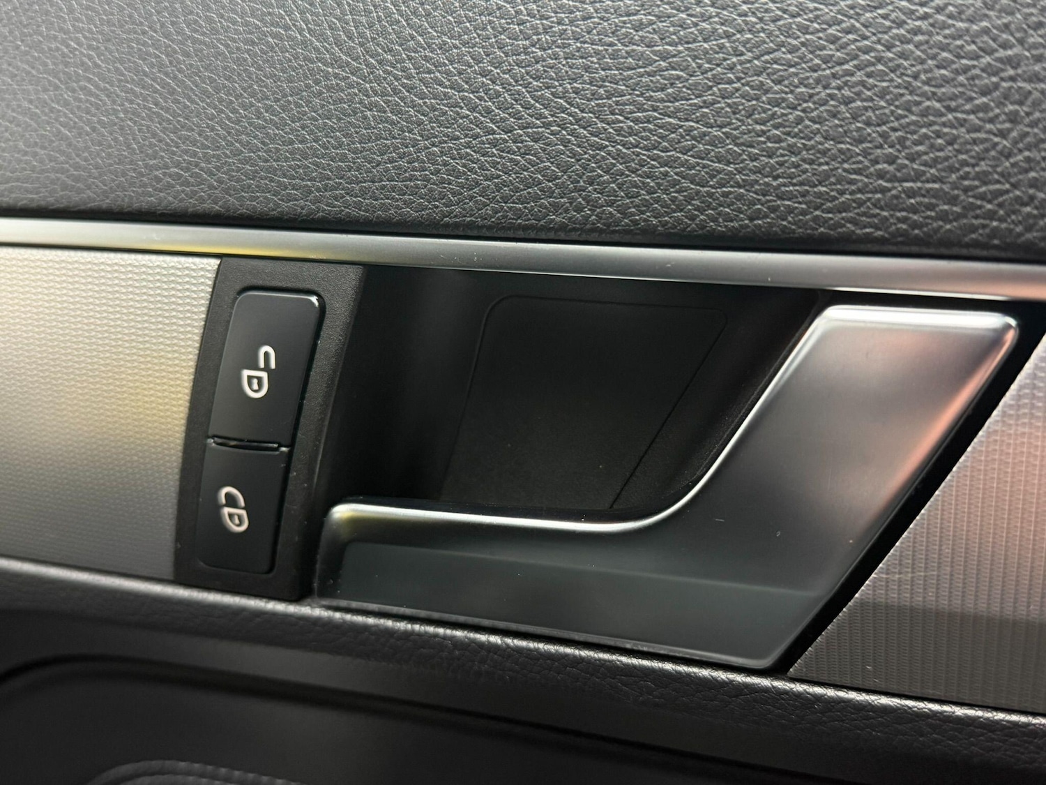 Used Mercedes-Benz E Class 2013 for sale - 77559992: Photo 23