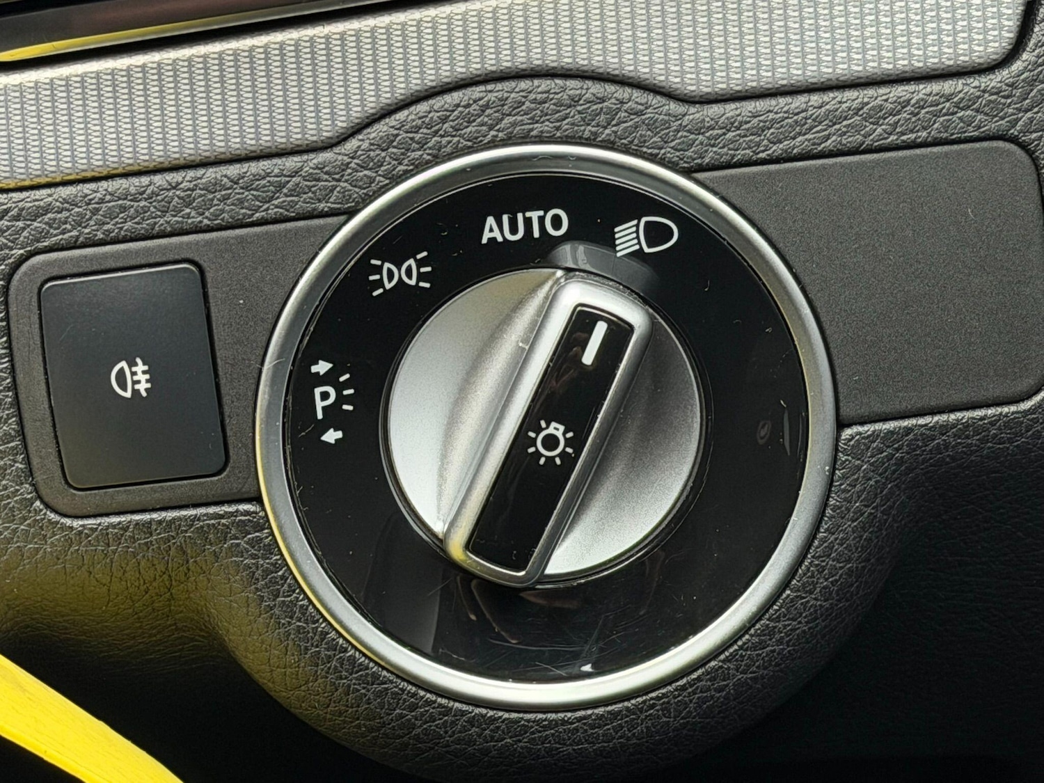 Used Mercedes-Benz E Class 2013 for sale - 77559992: Photo 24