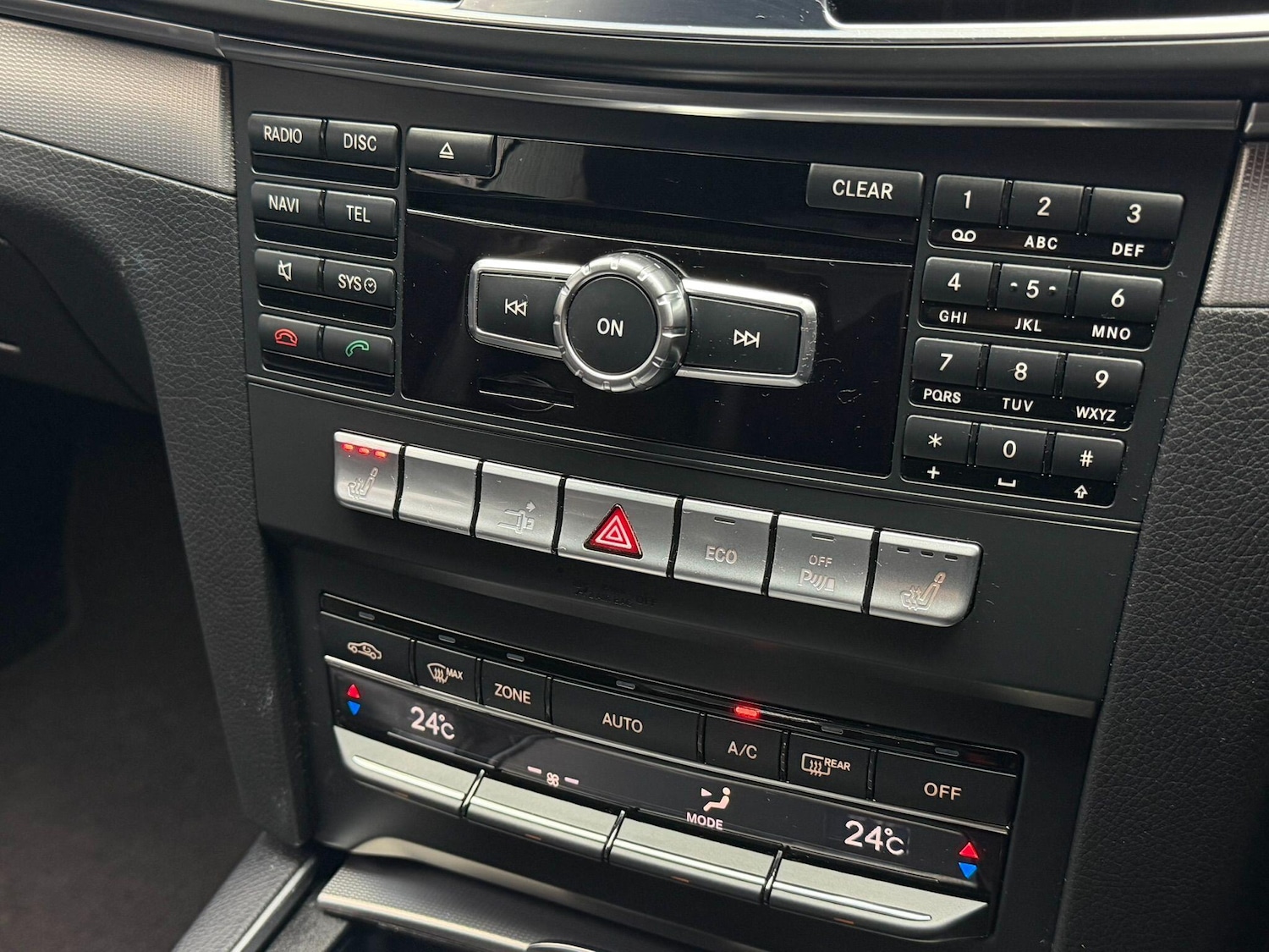 Used Mercedes-Benz E Class 2013 for sale - 77559992: Photo 30