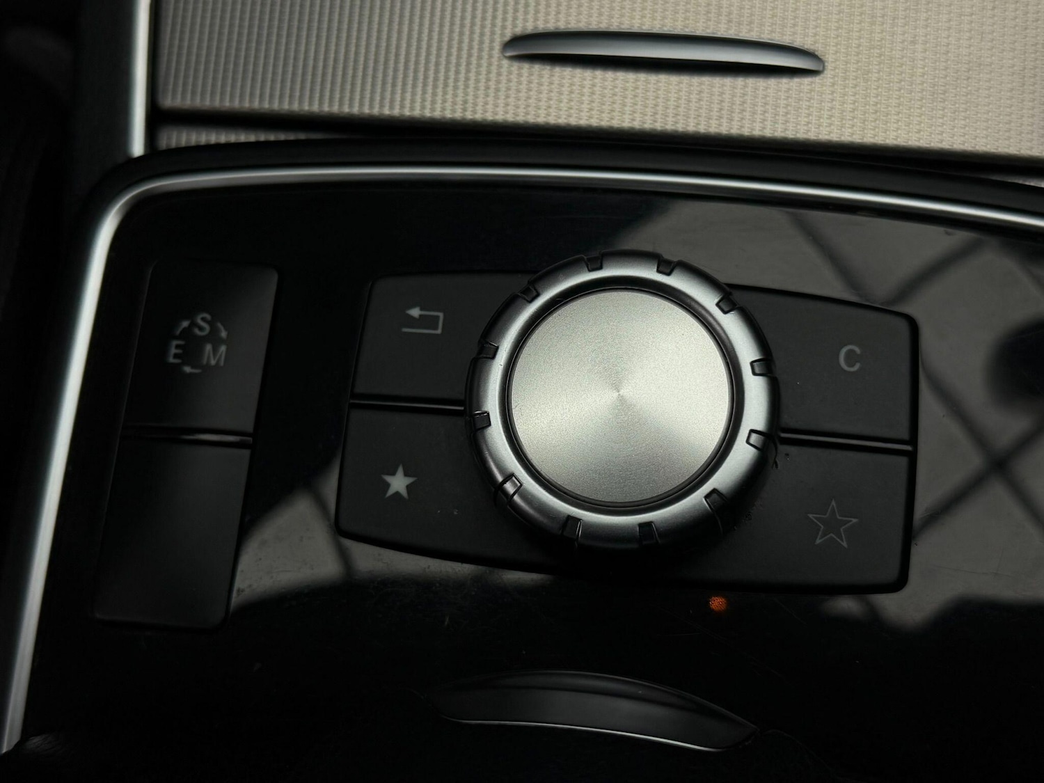 Used Mercedes-Benz E Class 2013 for sale - 77559992: Photo 31