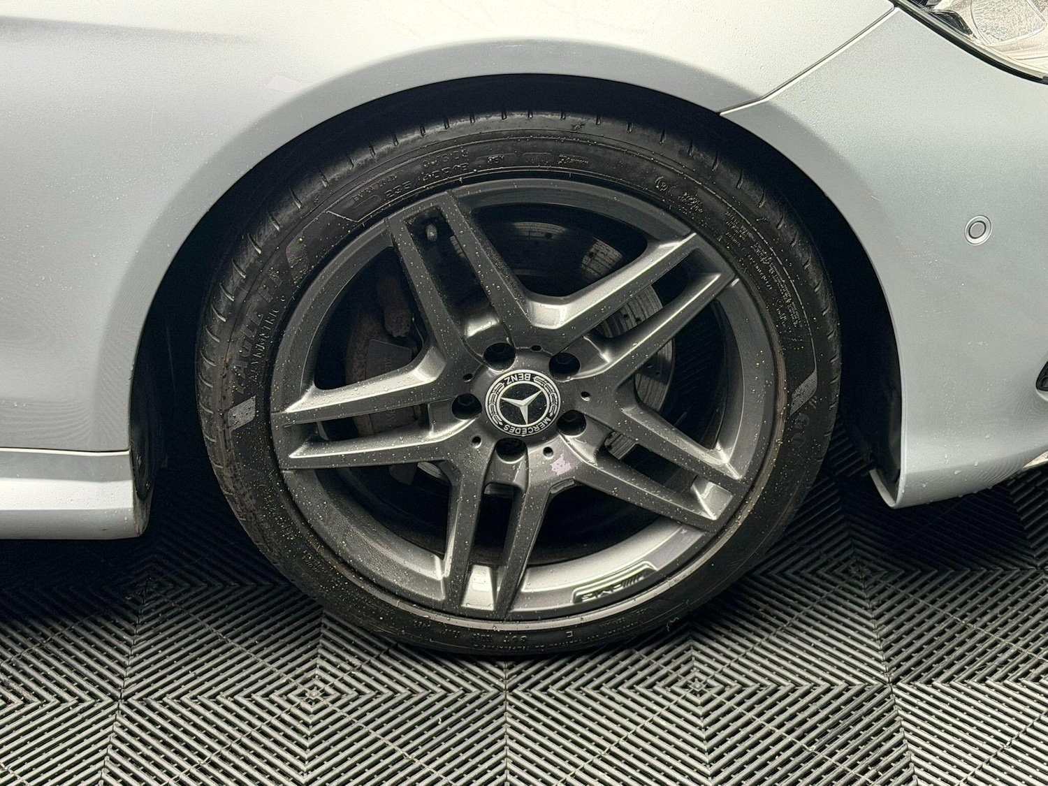 Used Mercedes-Benz E Class 2013 for sale - 77559992: Photo 35