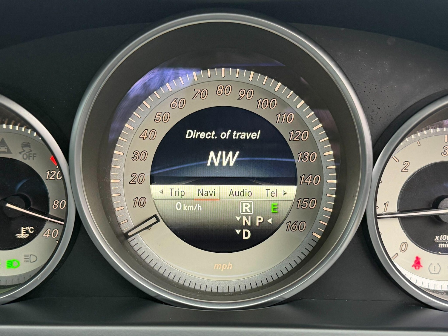 Used Mercedes-Benz E Class 2013 for sale - 77559992: Photo 46