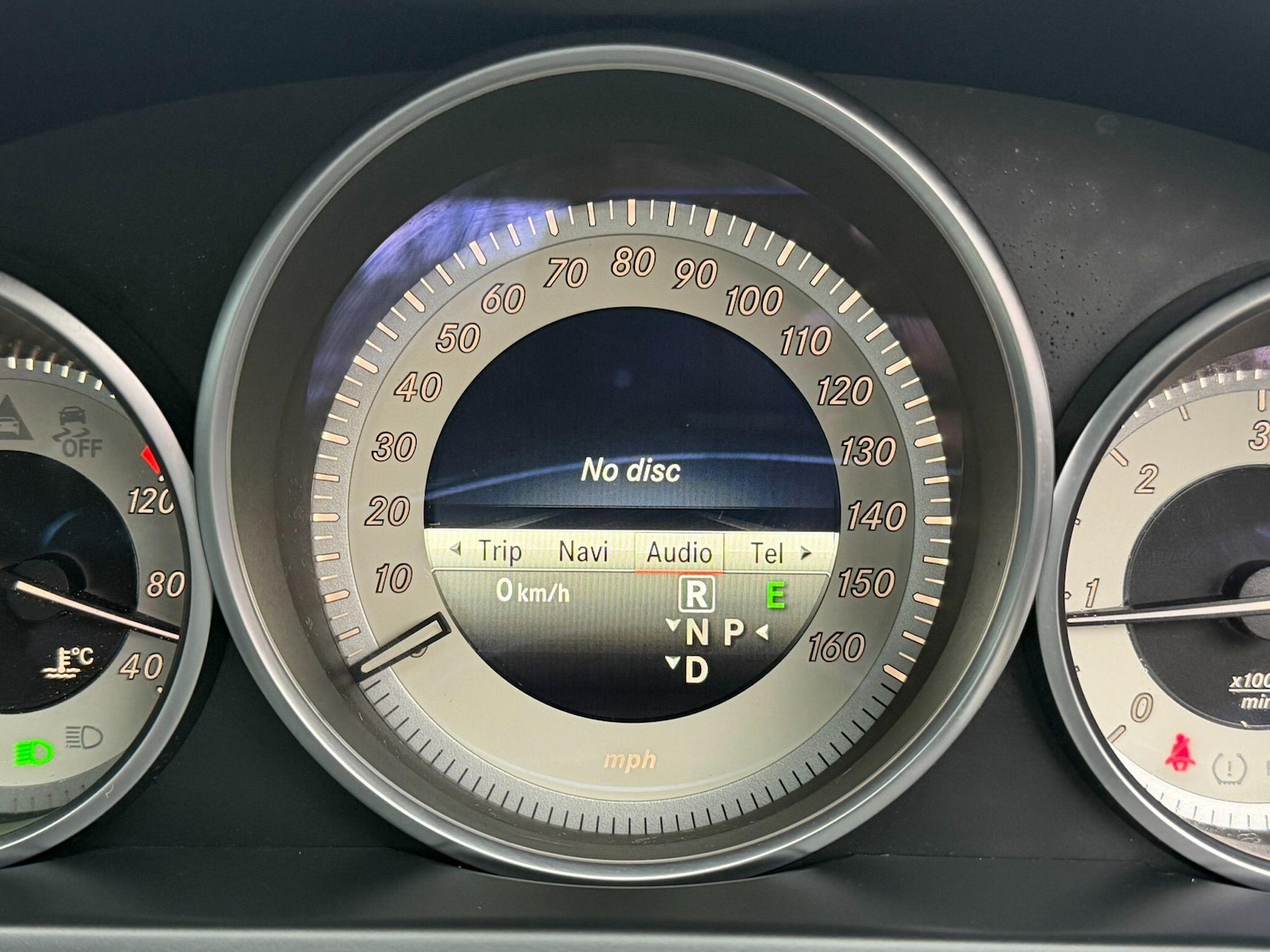 Used Mercedes-Benz E Class 2013 for sale - 77559992: Photo 47