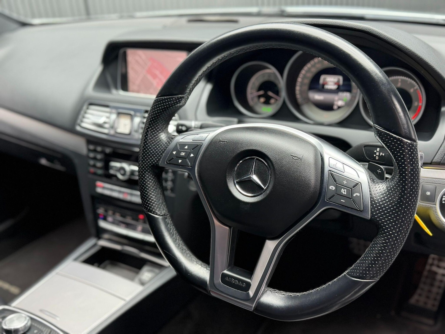 Used Mercedes-Benz E Class 2013 for sale - 77559992: Photo 53