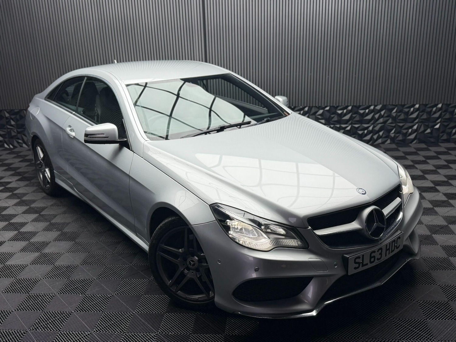 Used Mercedes-Benz E Class 2013 for sale - 77559992: Photo 6