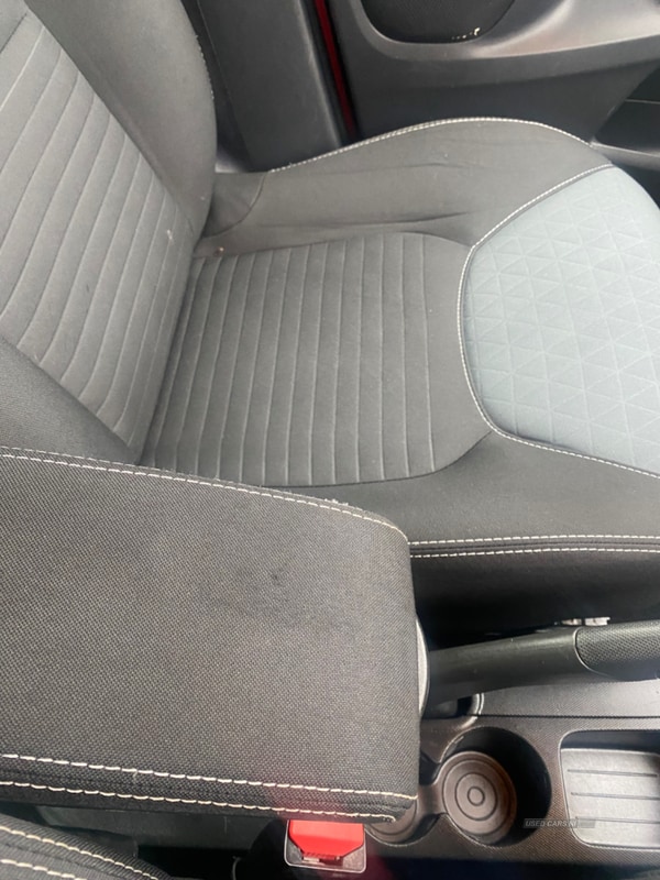 Used Renault Clio 2015 for sale - 72212200: Photo 16