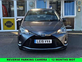Used Toyota Yaris 2019 for sale - 79114386: Photo