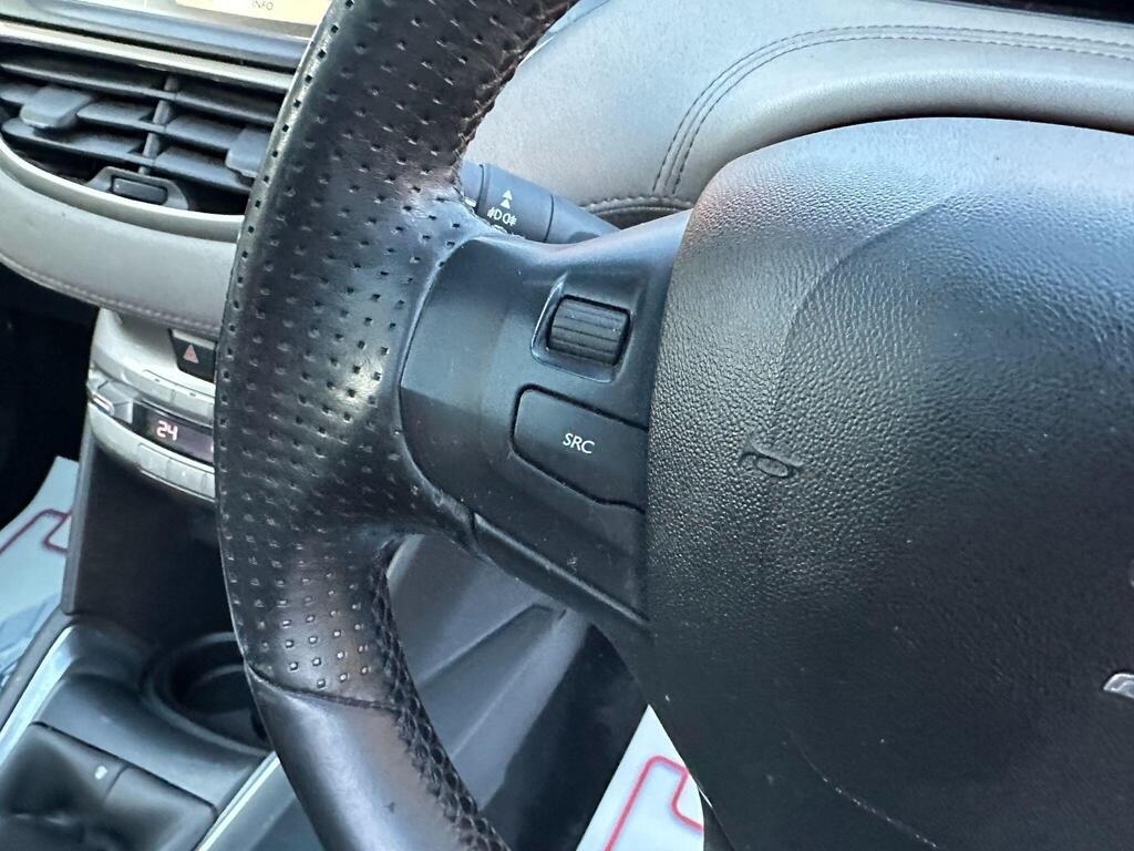 Used Peugeot 208 2013 for sale - 77201735: Photo 15