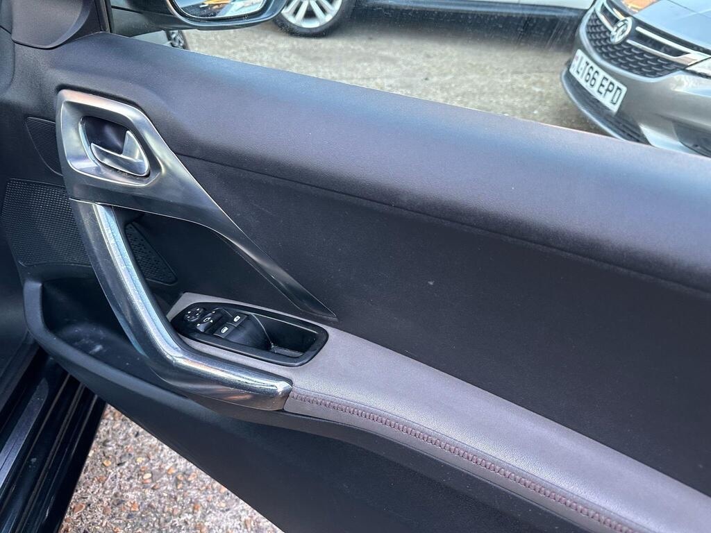 Used Peugeot 208 2013 for sale - 77201735: Photo 24