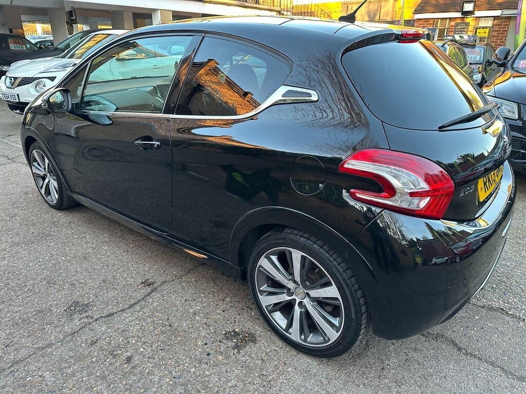Used Peugeot 208 2013 for sale - 77201735: Photo 7
