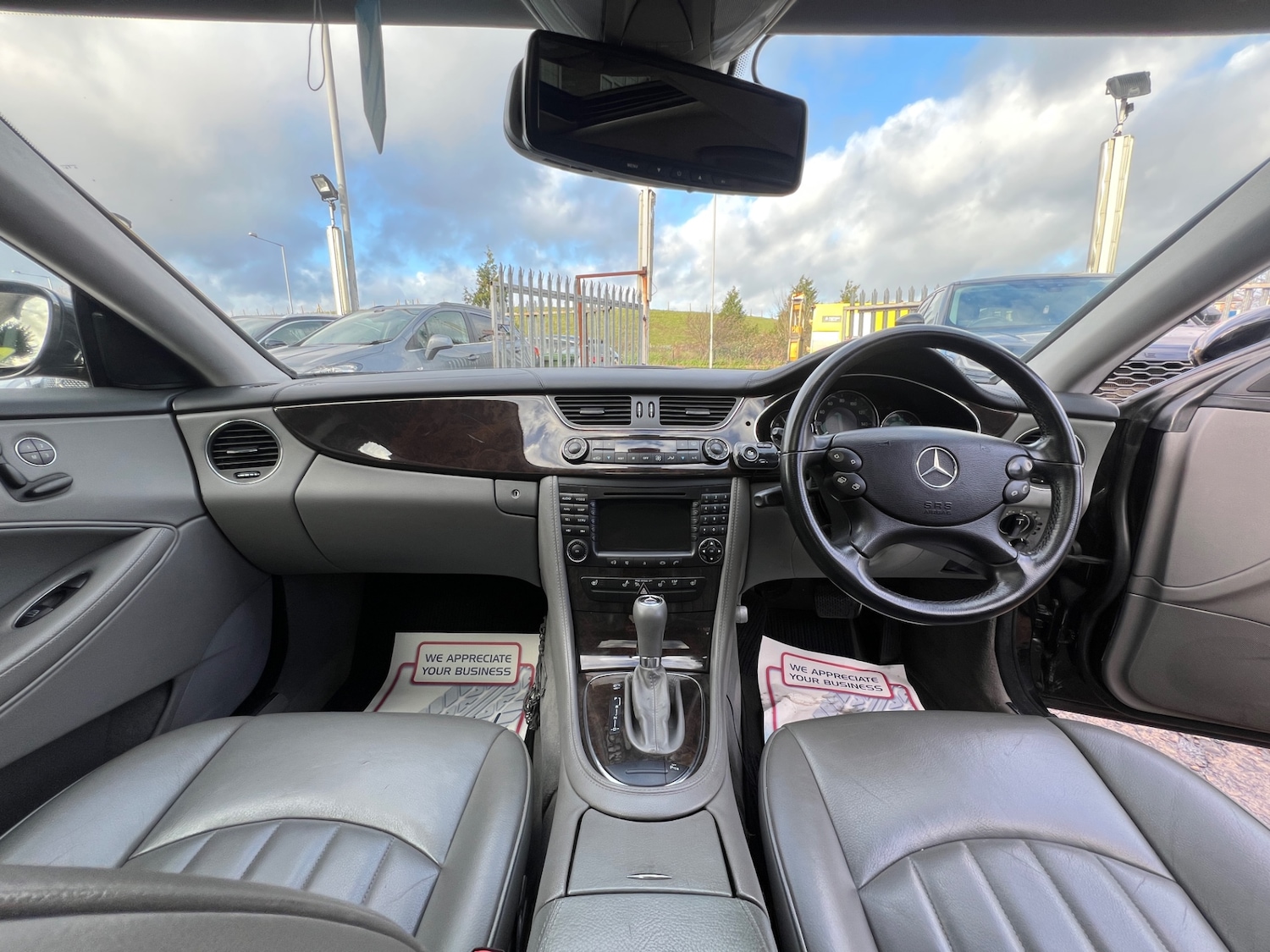 Used Mercedes-Benz CLS 2006 for sale - 76898184: Photo 21