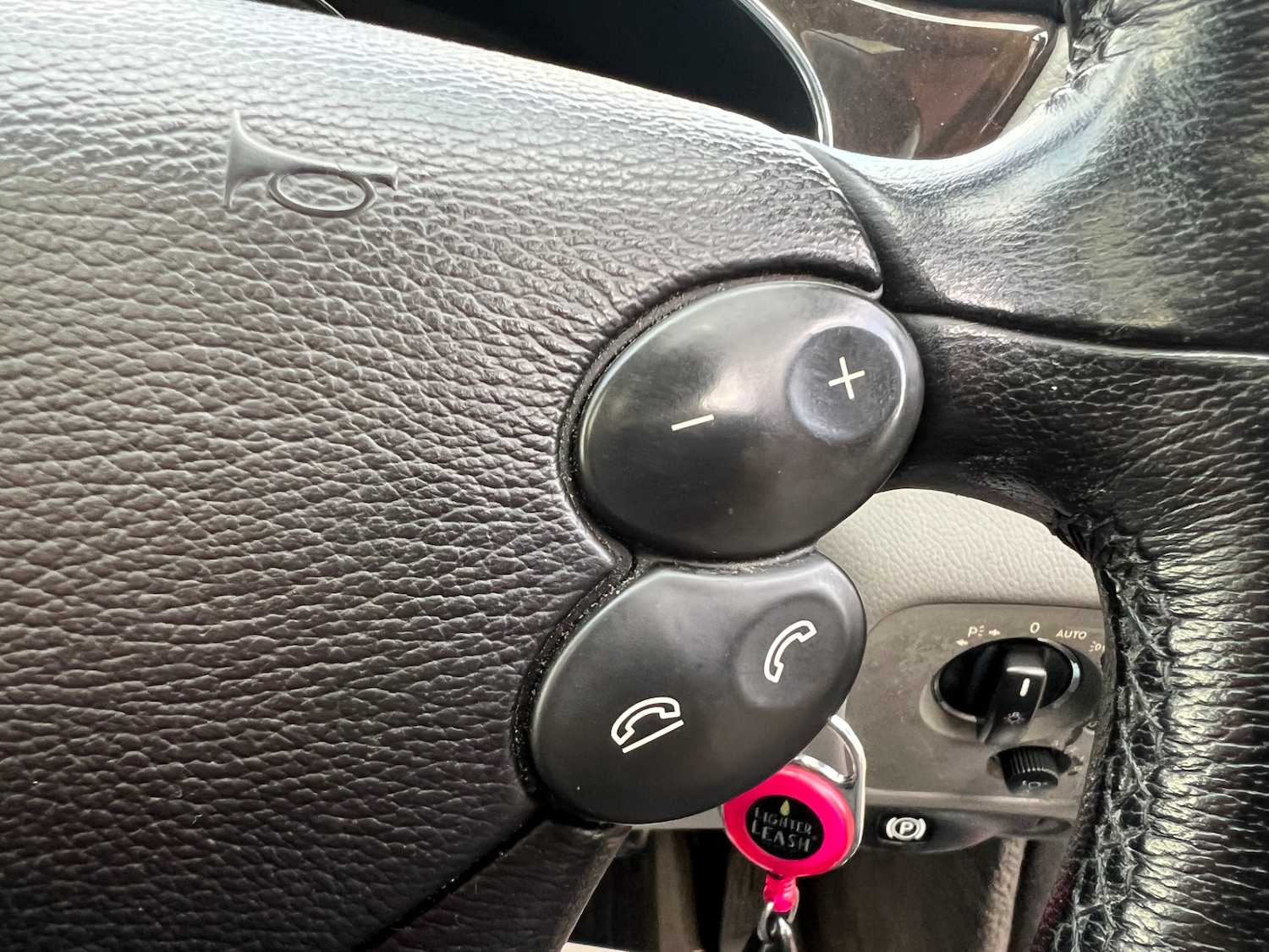 Used Mercedes-Benz CLS 2006 for sale - 76898184: Photo 26