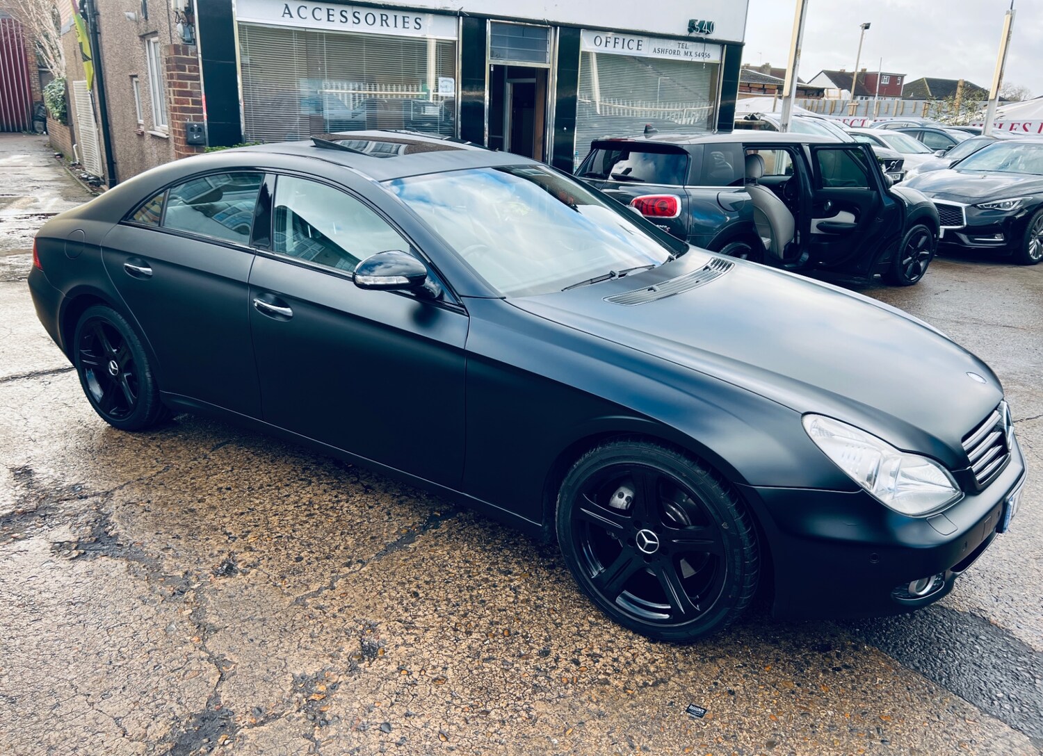 Used Mercedes-Benz CLS 2006 for sale - 76898184: Photo 3