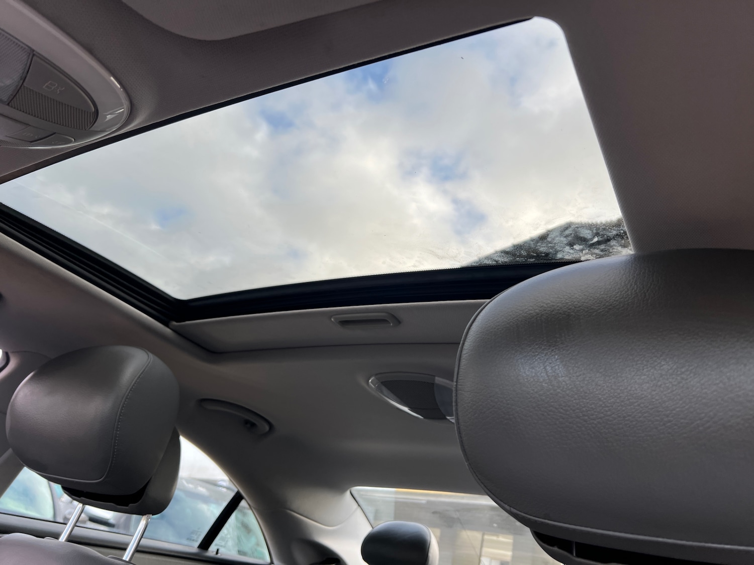 Used Mercedes-Benz CLS 2006 for sale - 76898184: Photo 31