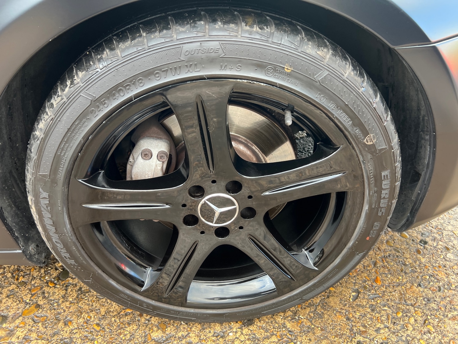 Used Mercedes-Benz CLS 2006 for sale - 76898184: Photo 37