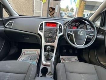 Used Vauxhall Astra 2015 for sale - 76924761: Photo