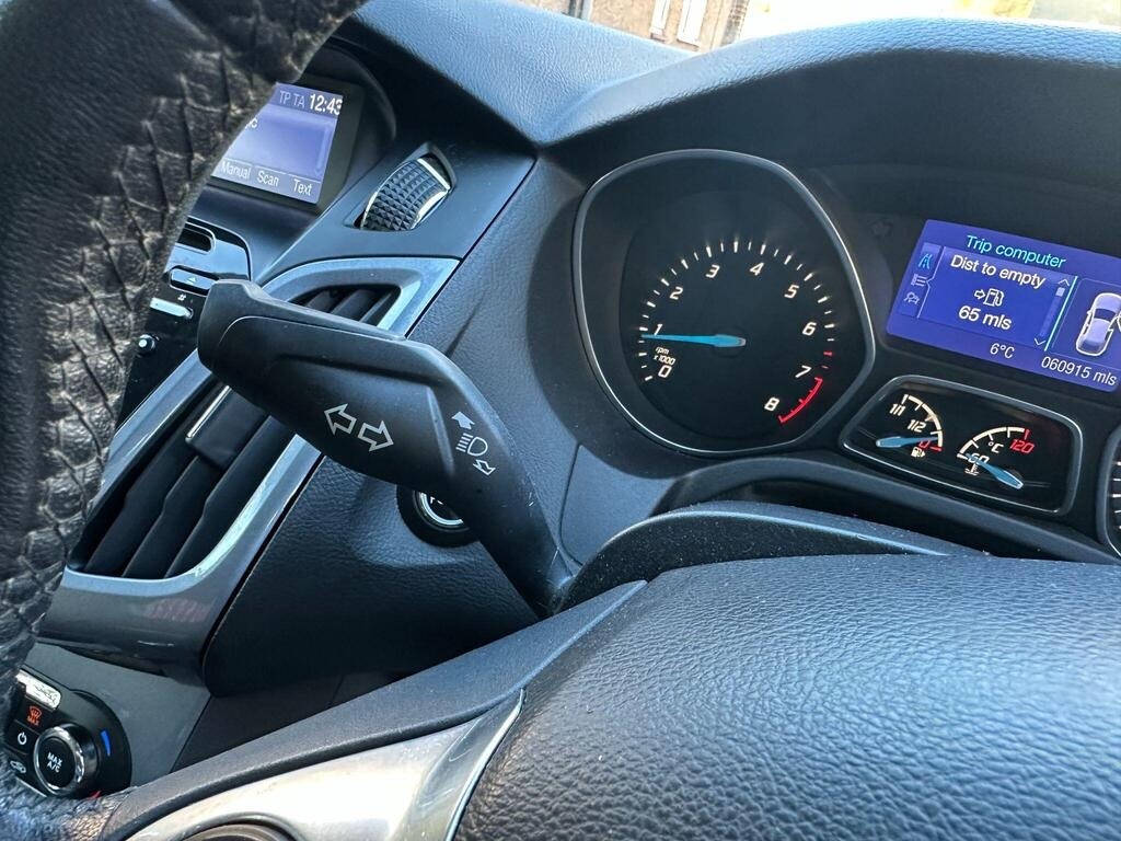 Used Ford Focus 2013 for sale - 76886079: Photo 21